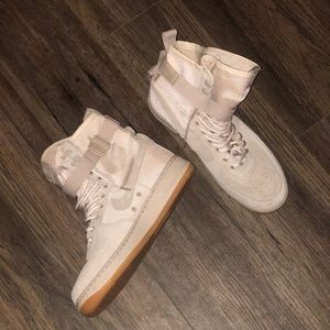 2017 Nike SF Air Force One Strings Limited Edition